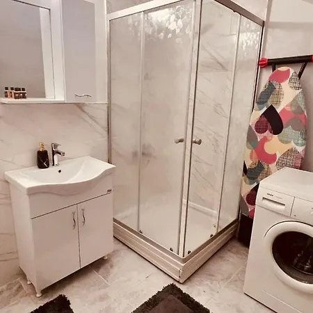 Alper Bey Homes דירה אנטליה